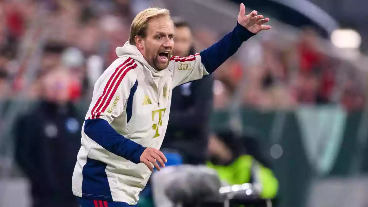 Vorerst weiter in der Rolle als Interimschef: Co-Trainer Aaron Danks.  - Bild: Tom Weller/dpa