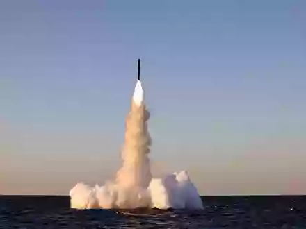 Nordkorea testete in den vergangenen Wochen immer wieder Raketen. (Archivbild) - Foto: Uncredited/KCNA via KNS via AP/dpa