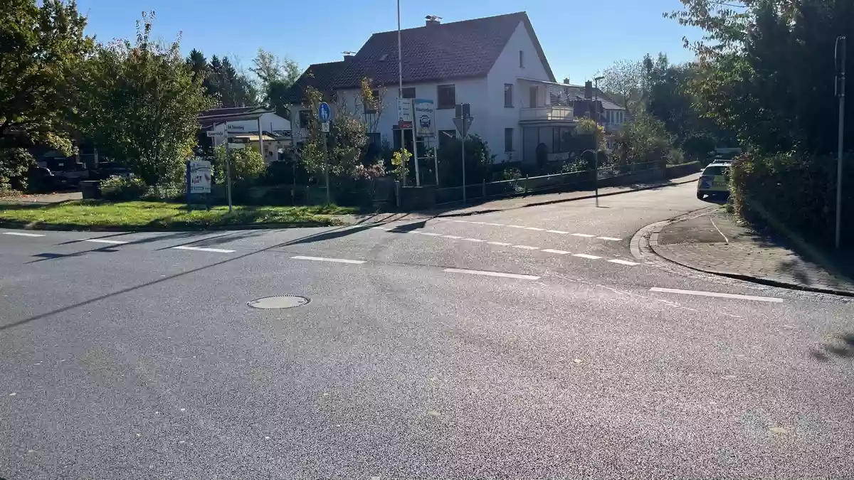 POL-HM: Stromkasten bei Verkehrsunfall beschädigt - Polizei Bodenwerder sucht Zeugen - Bild: presseportal.de