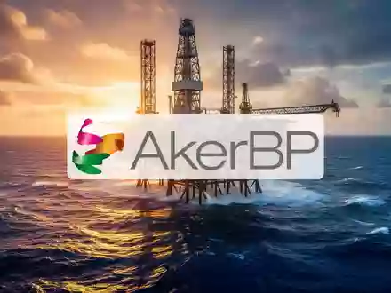Ölplattform im Ozean bei Sonnenaufgang als Symbol für den Energiesektor - Foto: über boerse-global.de
