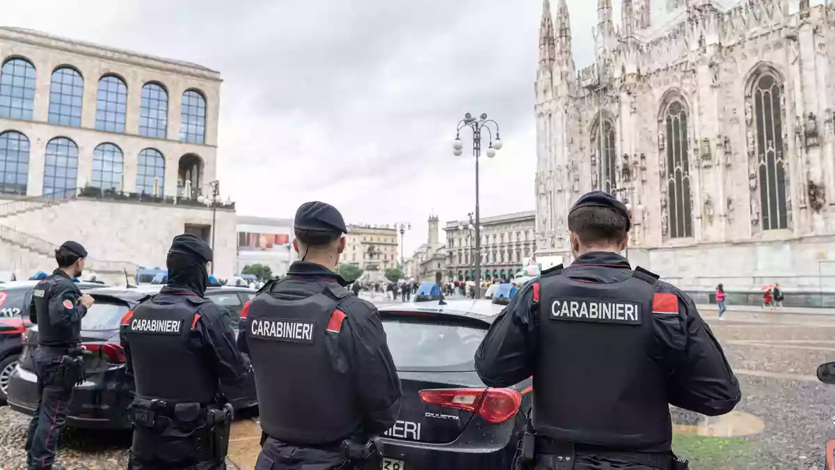 Im Großraum Mailand wurde von einer Sondereinheit der Carabinieri ein 22 Jahre alter Mann festgenommen, der Terroranschläge vorbereitet haben soll. (Archivbild) - Bild: Giulia Sciacca/IPA via ZUMA Press/dpa