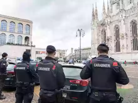 Im Großraum Mailand wurde von einer Sondereinheit der Carabinieri ein 22 Jahre alter Mann festgenommen, der Terroranschläge vorbereitet haben soll. (Archivbild) - Foto: Giulia Sciacca/IPA via ZUMA Press/dpa