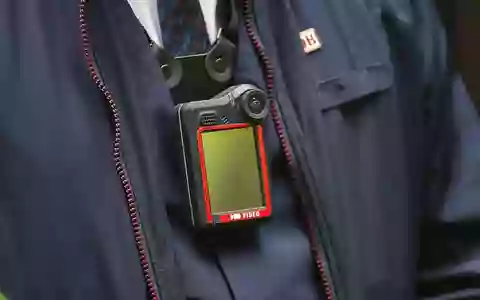Schaffner mit Bodycam (Archiv) - Foto: via dts Nachrichtenagentur