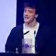 Creator Vince gewinnt Preise für das Storytelling und seine Videos im Langformat. - Bild: Henning Kaiser/dpa