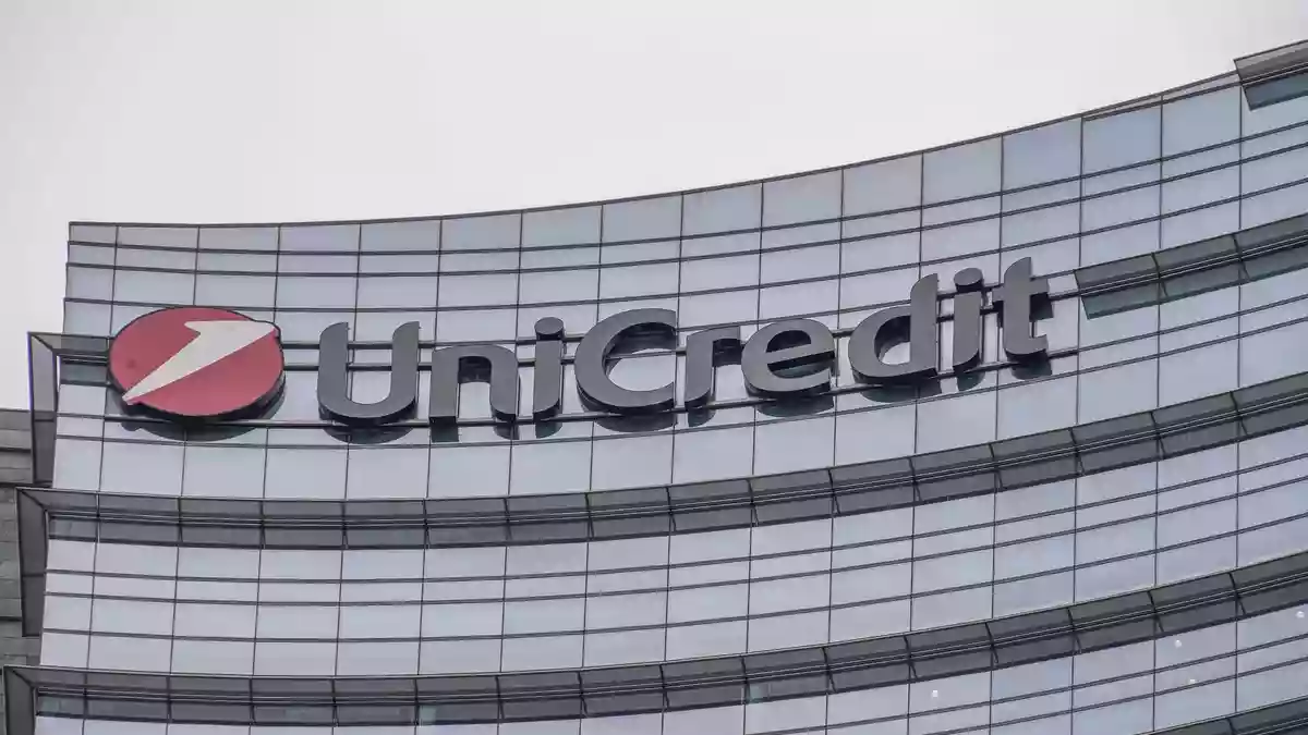 Die Unicredit hat sich Zugriff auf knapp die Hälfte der Commerzbank-Anteile gesichert. (Archivbild) - Bild: Emanuele Roberto De Carli/IPA via ZUMA Press/dpa