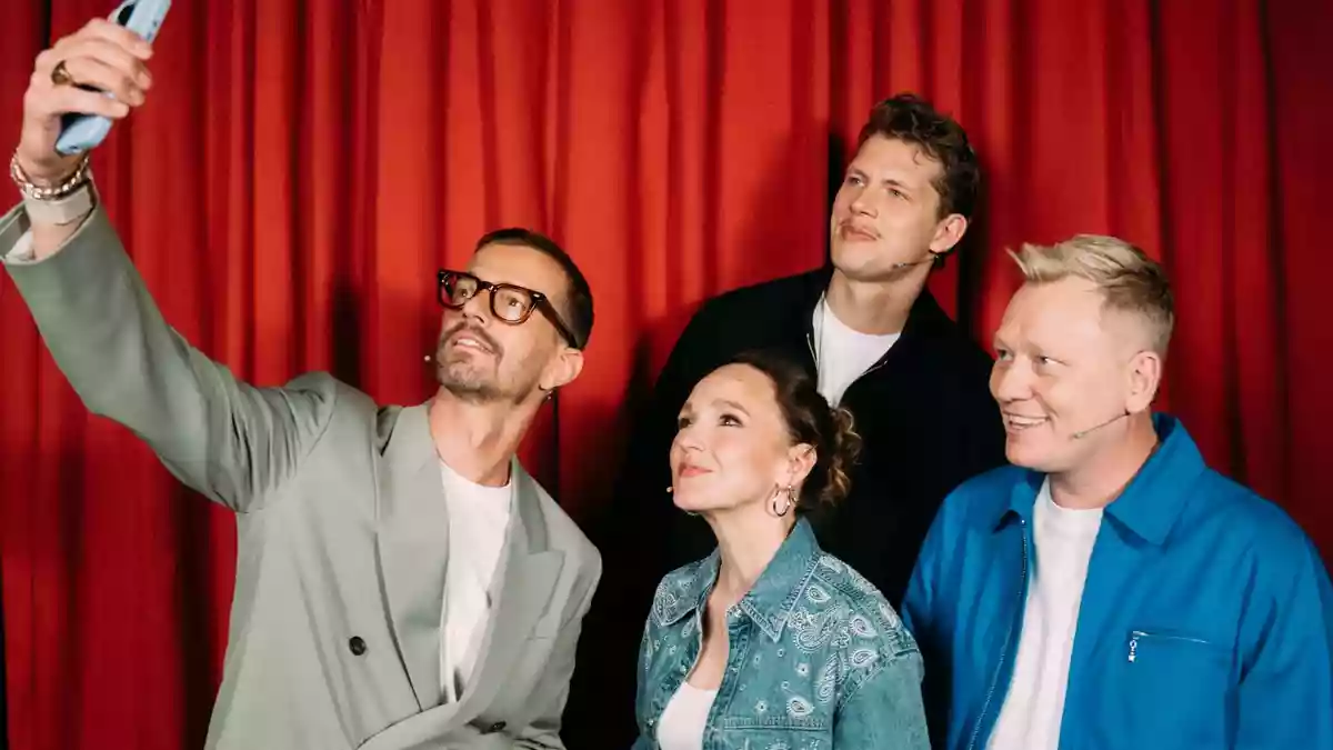 Joko Winterscheidt Carolin Kebekus Moritz Wagner Jens ,,Knossi" Knossalla Wer stiehlt mir die Show? - Bild: Joyn/Julian Mathieu, presseportal.de