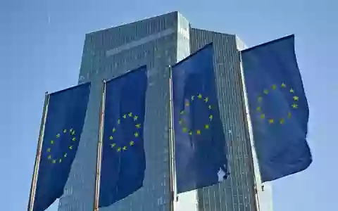 Die Europäische Zentralbank peilt die Einführung eines digitalen Euros für 2029 an. (Archivbild) - Foto: Michael Brandt/dpa
