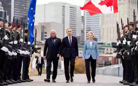 Kanada und die EU rücken enger zusammen - auch wegen Trump. - Foto: Christopher Katsarov/The Canadian Press/AP/dpa