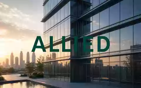 Moderne Glasfassade eines Bürogebäudes bei klarem Himmel als Symbol für Immobilieninvestitionen. - Foto: über boerse-global.de