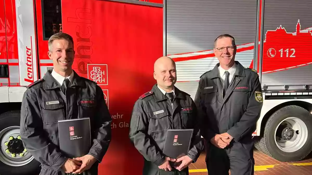 FW-GL: Gemeinsam feiern im schönsten Beruf der Welt - Ein besonderer Tag für die Feuerwehr Bergisch Gladbach - Bild: presseportal.de