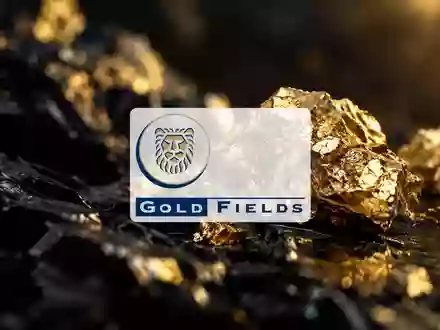 Rohgoldstücke auf dunklem Untergrund als Symbol für Investitionen im Bergbausektor. - Foto: über boerse-global.de