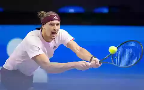 Tennisprofi Alexander Zverev zieht mühelos ins Halbfinale in Wien ein. - Foto: Georg Hochmuth/APA/dpa