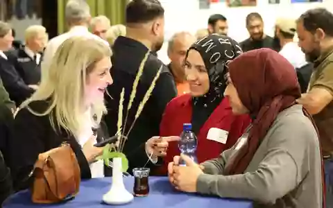 POL-OF: Gemeinsam für ein vielfältiges Miteinander: Interkultureller Abend in Hanau - Foto: presseportal.de
