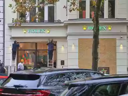 Sicherheitsvorkehrungen vor Gen-Z regelt-Protesten am 30.10.2026 - Foto: via dts Nachrichtenagentur