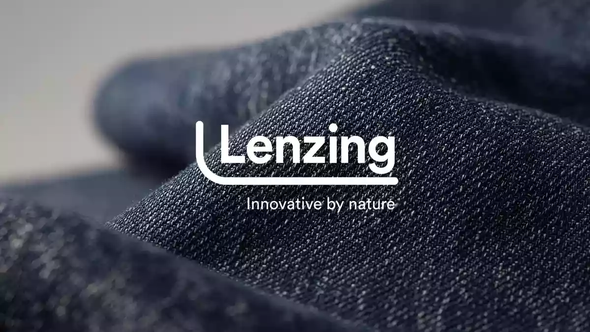 Lenzing's Balance Sheet Is Repaired — Now Comes the Hard Part Illustration mit AI erstellt.
