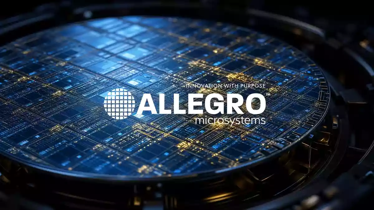 Abstrakte Darstellung eines Halbleiter-Wafers mit leuchtenden Schaltkreisstrukturen in einer industriellen Umgebung. Illustration mit AI erstellt.