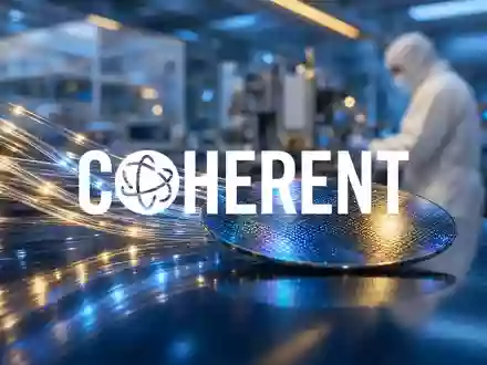 Abstrakte Darstellung moderner Hochtechnologie und Optik in einer professionellen Laborumgebung mit stimmungsvollem Licht. - Foto: über boerse-global.de