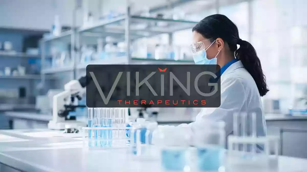 Moderne Laboreinrichtung für biotechnologische Forschung in einem professionellen, hellen Umfeld. Illustration mit AI erstellt.