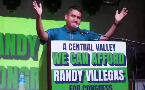 Der Immigranten-Sohn Randy Villegas hat gute Chancen auf einen Wahlsieg für die Demokraten.  - Foto: Jae C. Hong/AP/dpa