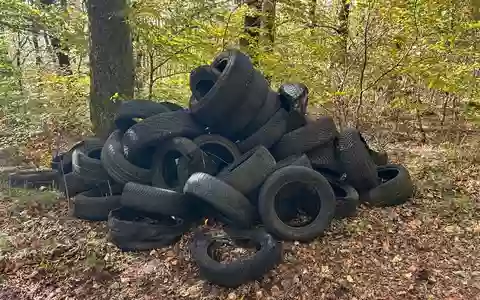 POL-PDWIL: Illegale Müllablagerung - Foto: presseportal.de