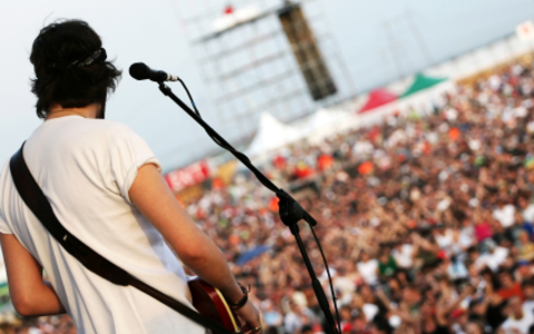 Rockfestival - Foto: iStockphoto.com / miss_pj