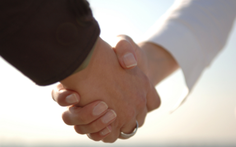 Händedruck - Foto: iStockphoto.com / webphotographeer