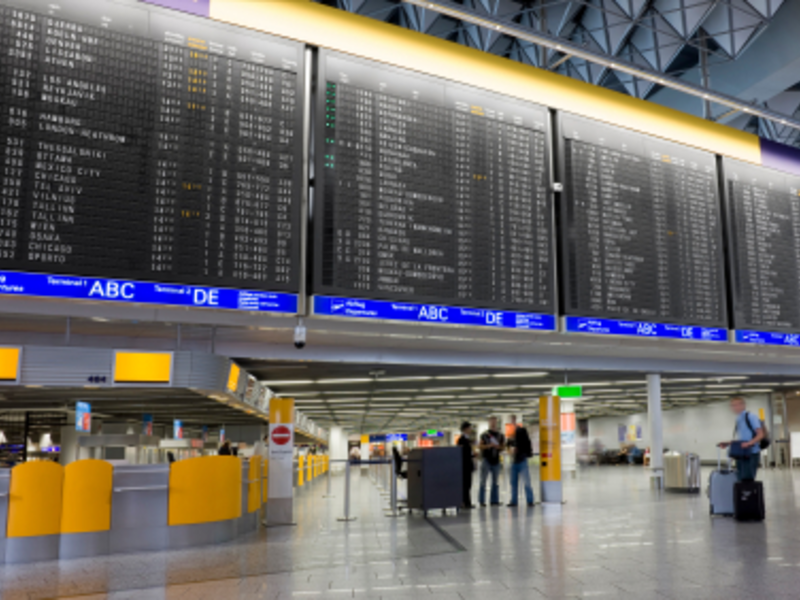 Flughafen - Foto: iStockphoto.com / Grafissimo