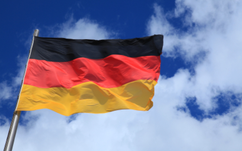 Flagge Deutschlands - Foto: iStockphoto.com / uschools