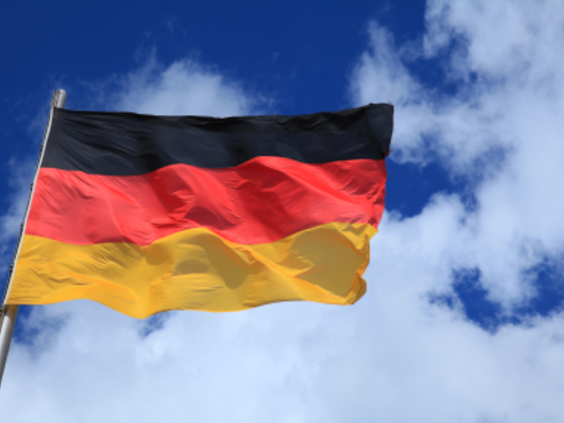 Flagge Deutschlands - Foto: iStockphoto.com / uschools