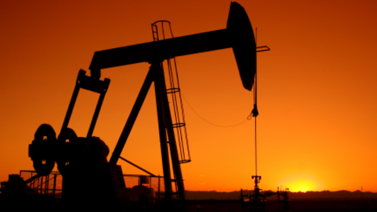 Öl - Foto: iStockphoto.com / ImagineGolf