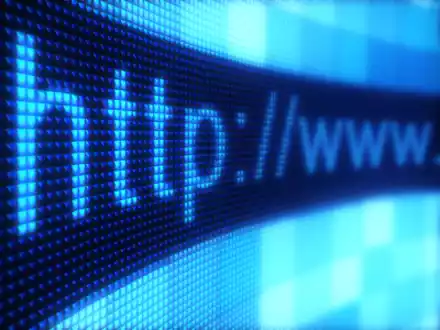 Internet - Foto: iStockphoto.com / ahlobystov