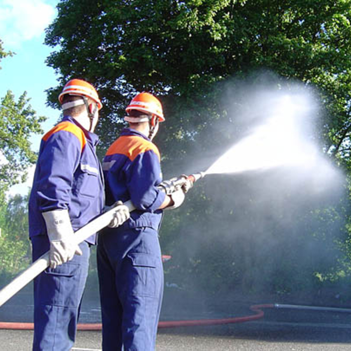 Die Mitgliedschaft bei der Jugendfeuerwehr zählt zu den häufigsten Formen gesellschaftli-chen Engagements - Foto: Wikipedia.org © Wiki-observer (CC BY-SA 3.0)