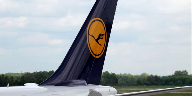 Lufthansa-Maschine am Flughafen - Foto: über dts Nachrichtenagentur