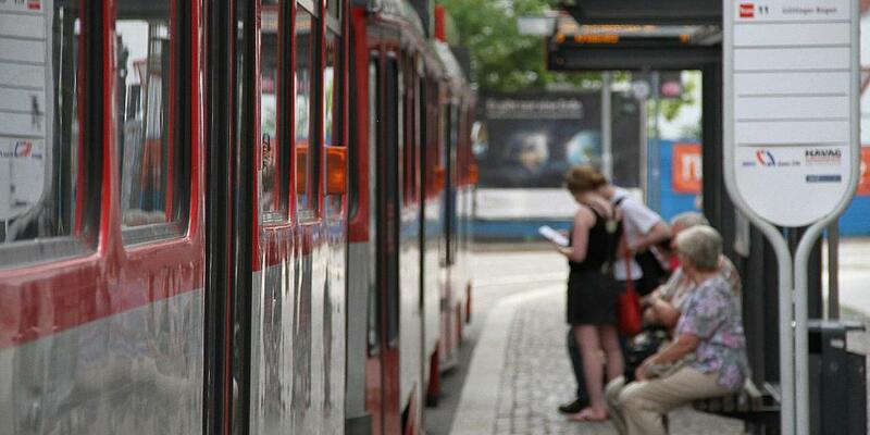 Straßenbahnhaltestelle - Foto: über dts Nachrichtenagentur