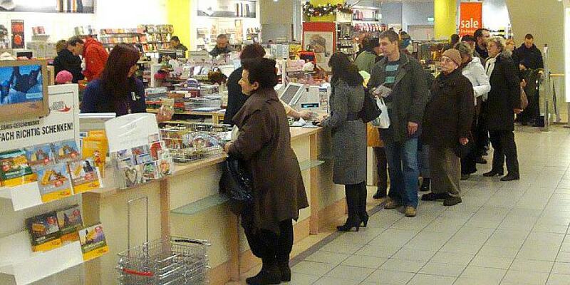Uitverkoop in een warenhuis (archief) - Foto: via persbureau dts