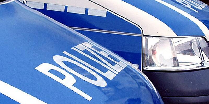 Polizeistreife im Einsatz (Archiv) - Foto: über dts Nachrichtenagentur