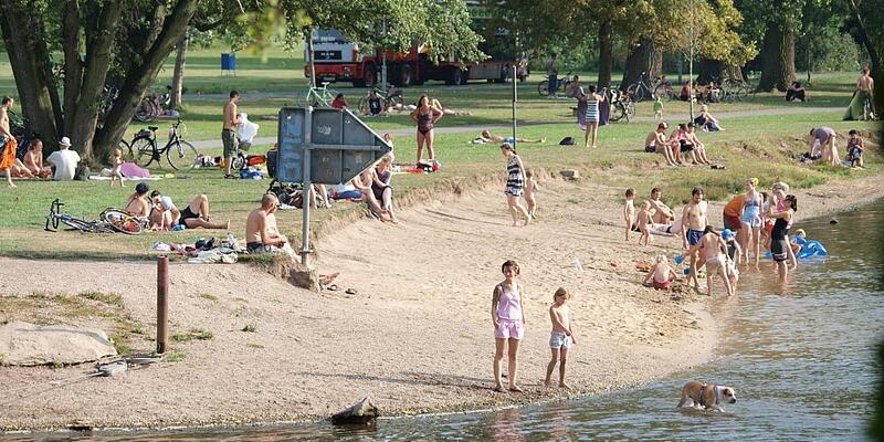 Badende Personen (Archiv) - Foto: über dts Nachrichtenagentur