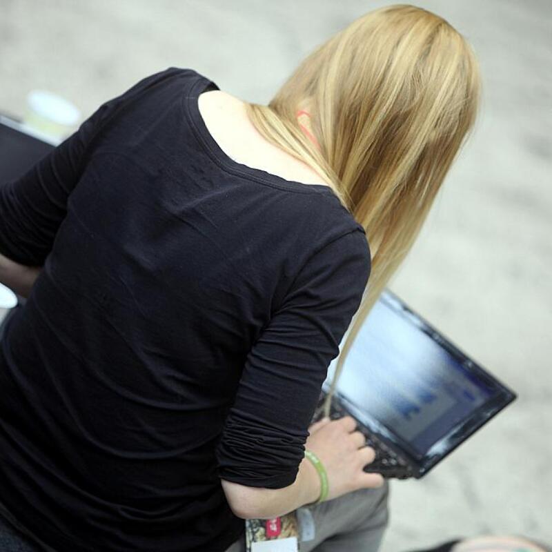 Computer-Nutzerin (Archiv) - Foto: über dts Nachrichtenagentur