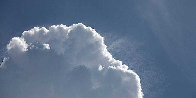 Blauer Himmel mit Schönwetterwolken (Archiv) - Foto: über dts Nachrichtenagentur