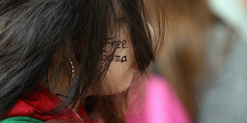Mädchen mit dem Schriftzug Free Gaza (Archiv) - Foto: über dts Nachrichtenagentur
