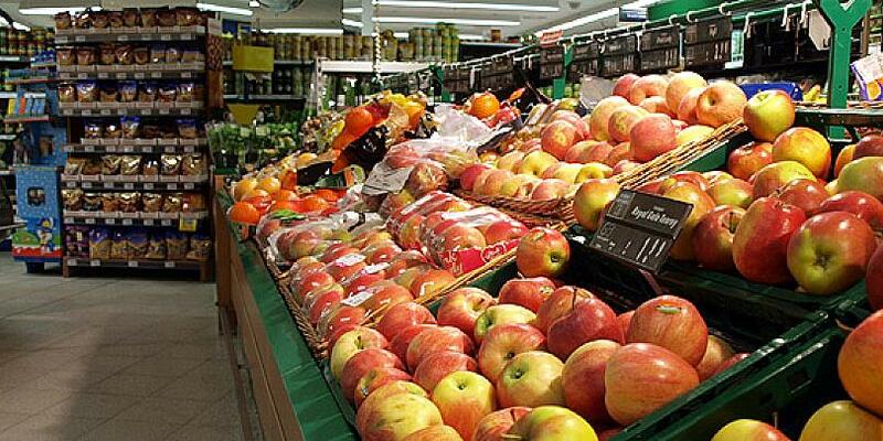 Obsttheke in einem Supermarkt (Archiv) - Foto: über dts Nachrichtenagentur