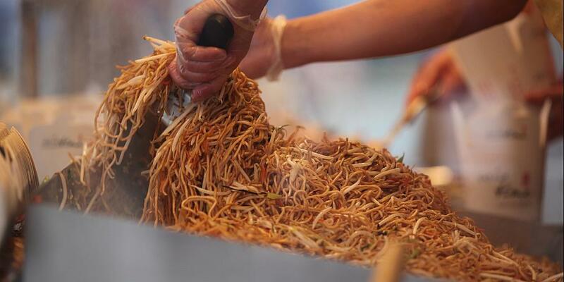 Asiatisches Nudelgericht (Archiv) - Foto: über dts Nachrichtenagentur