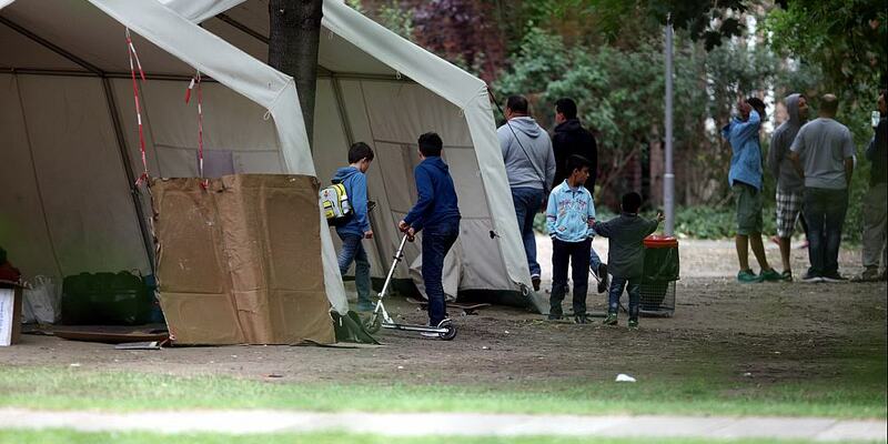 Flüchtlinge an einer Aufnahmestelle (Archiv) - Foto: über dts Nachrichtenagentur