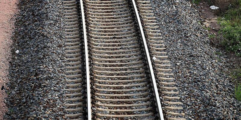 Schiene (Archiv) - Foto: über dts Nachrichtenagentur