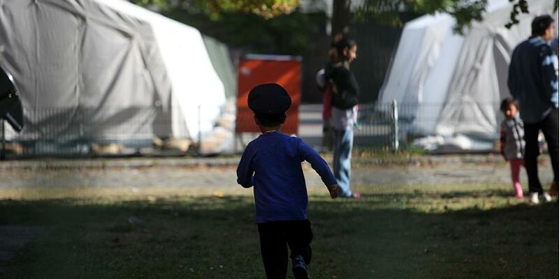Flüchtlinge in einer Zeltstadt (Archiv) - Foto: über dts Nachrichtenagentur