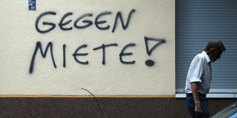 Gegen Miete-Graffiti an einer Hauswand in Berlin-Neukölln (Archiv) - Foto: über dts Nachrichtenagentur