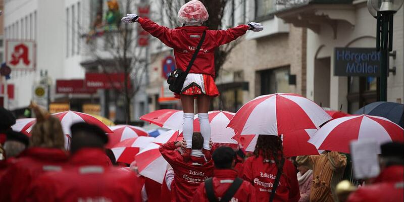 Tanzmariechen im Straßenkarneval (Archiv) - Foto: über dts Nachrichtenagentur