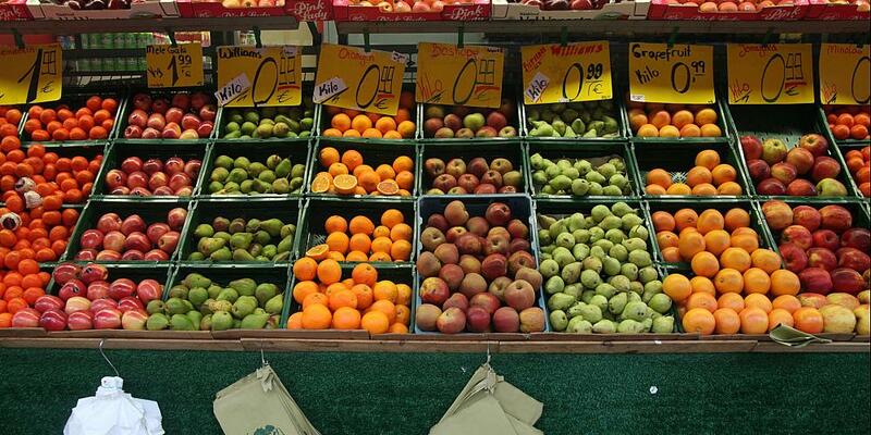 Früchte auf einem Obststand (Archiv) - Foto: über dts Nachrichtenagentur