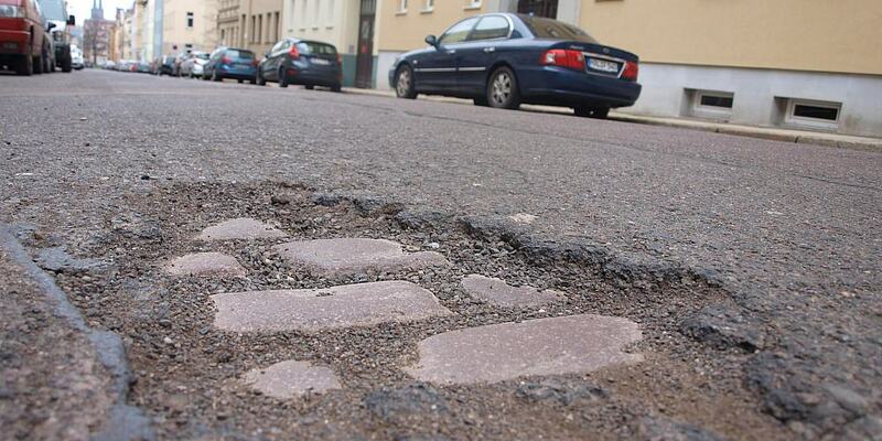 Schlagloch (Archiv) - Foto: über dts Nachrichtenagentur