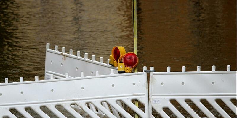 Hochwasser-Absperrung (Archiv) - Foto: über dts Nachrichtenagentur